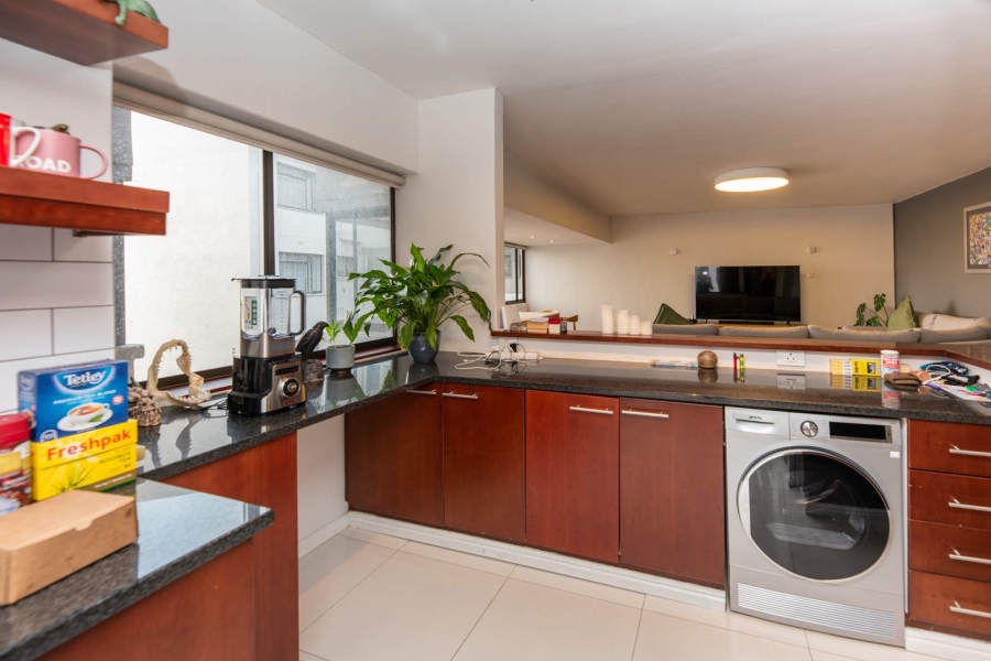 To Let 2 Bedroom Property for Rent in Three Anchor Bay Western Cape